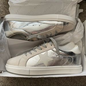NEW Silver Star Sneakers